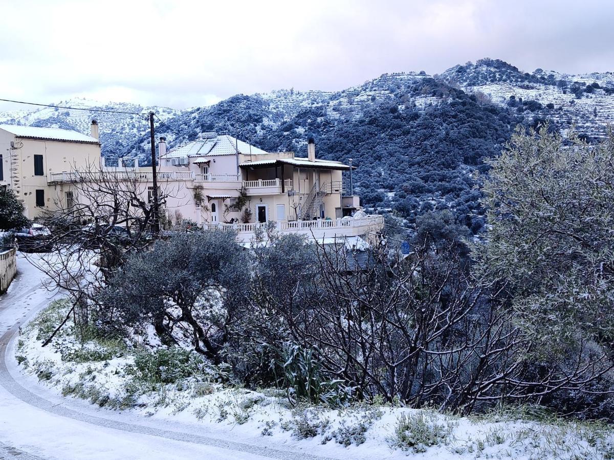 Villa Drakona Keramia  Bagian luar foto